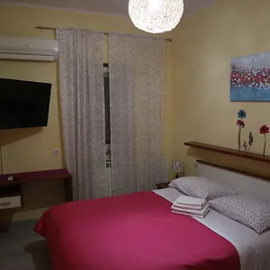 https://apartments-komel-ii.in-istria.net